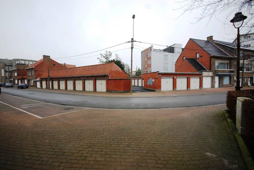 Parking & garage te  huur in Roeselare 8800 65.00€  slaapkamers m² - Zoekertje 1182150
