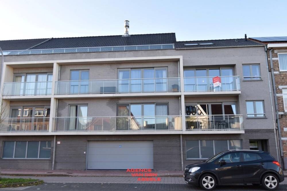 Appartement te  huur in Sint-Andries 8200 900.00€ 2 slaapkamers m² - Zoekertje 1184532