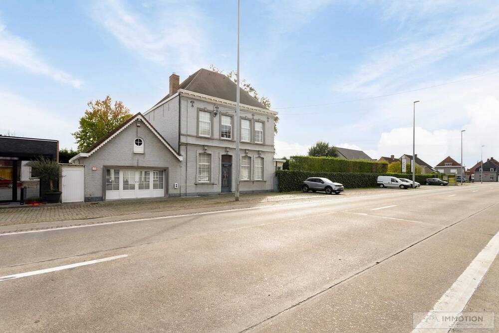 Huis te  koop in Beveren 8791 592800.00€ 3 slaapkamers 350.00m² - Zoekertje 1193954