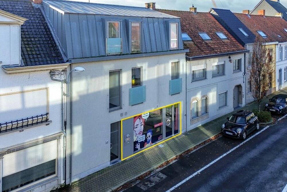 Appartementsgebouw te  koop in Torhout 8820 235000.00€  slaapkamers m² - Zoekertje 1194081