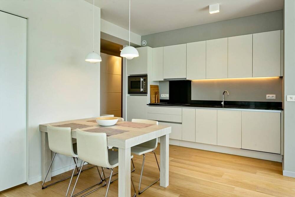 Appartementsgebouw te  koop in De Haan 8420 525000.00€ 2 slaapkamers 65.00m² - Zoekertje 1372793
