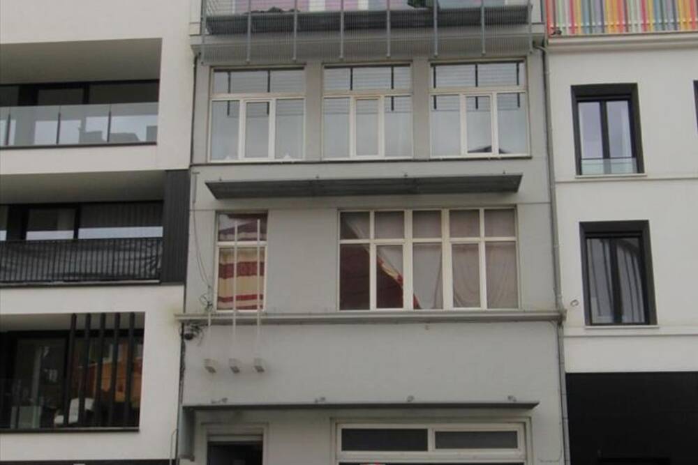 Appartementsgebouw te  koop in Kortrijk 8500 649000.00€ 9 slaapkamers m² - Zoekertje 1227833