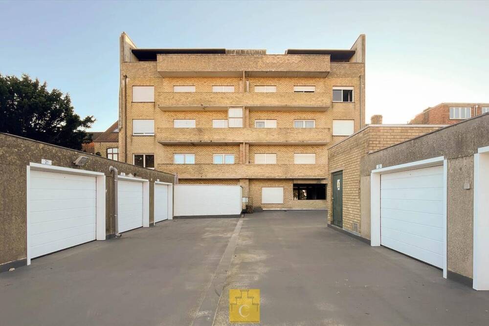 Parking & garage te  huur in Brugge 8000 120.00€  slaapkamers m² - Zoekertje 1242670