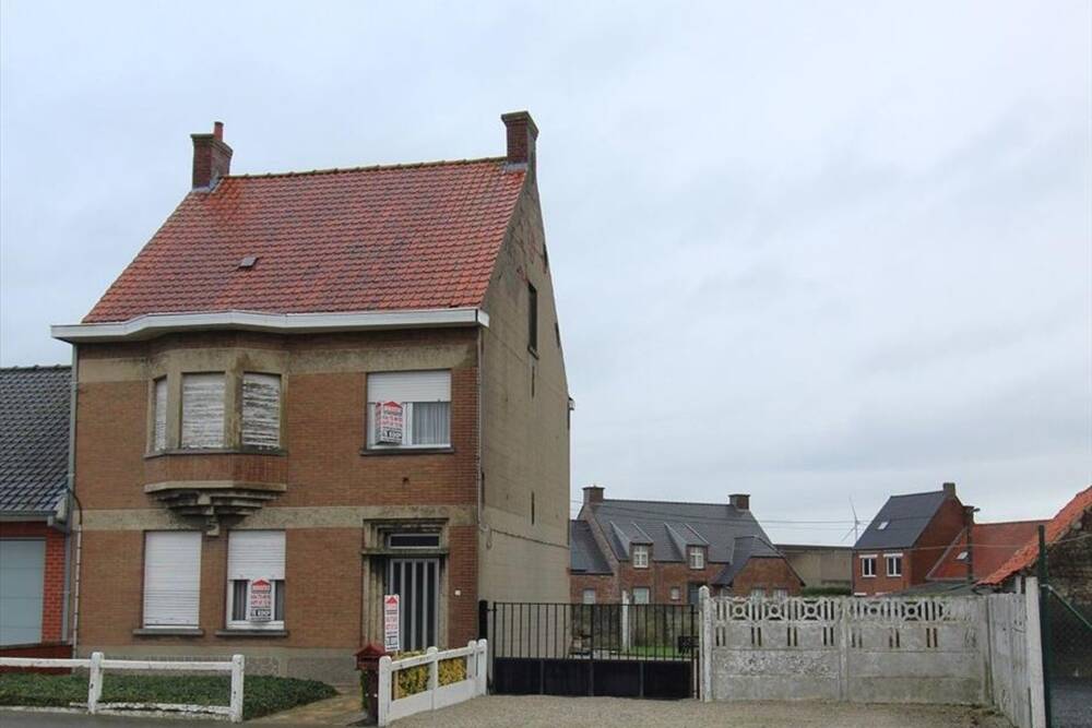 Huis te  koop in Sint-Baafs-Vijve 8710 336900.00€ 3 slaapkamers m² - Zoekertje 1243161