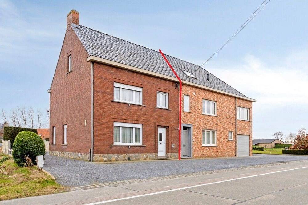 Huis te  koop in Oeselgem 8720 270000.00€ 3 slaapkamers m² - Zoekertje 1376675