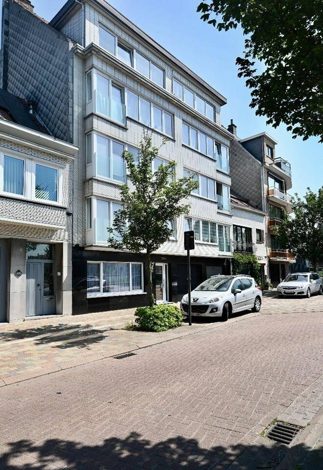 Appartementsgebouw te  koop in Oostende 8400 175000.00€ 2 slaapkamers 74.00m² - Zoekertje 1376781