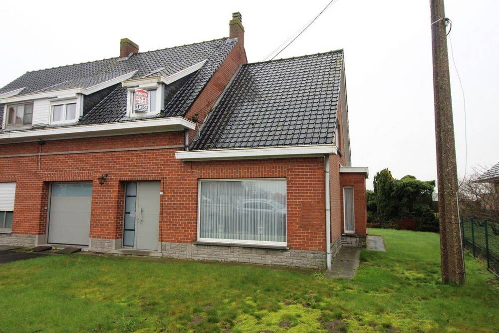 Huis te  koop in Ardooie 8850 265000.00€ 3 slaapkamers m² - Zoekertje 1375692