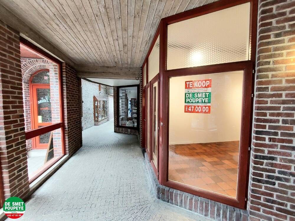 Handelszaak te  koop in Brugge 8000 175000.00€  slaapkamers m² - Zoekertje 1377394