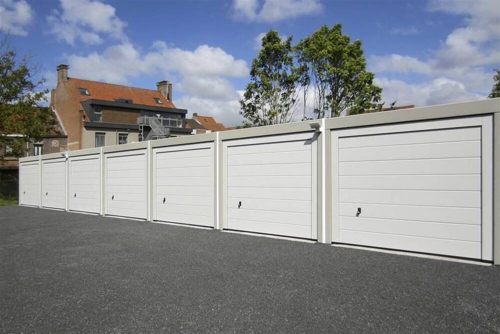 Parking & garage te  koop in Waregem 8790 29500.00€  slaapkamers 18.00m² - Zoekertje 1377574