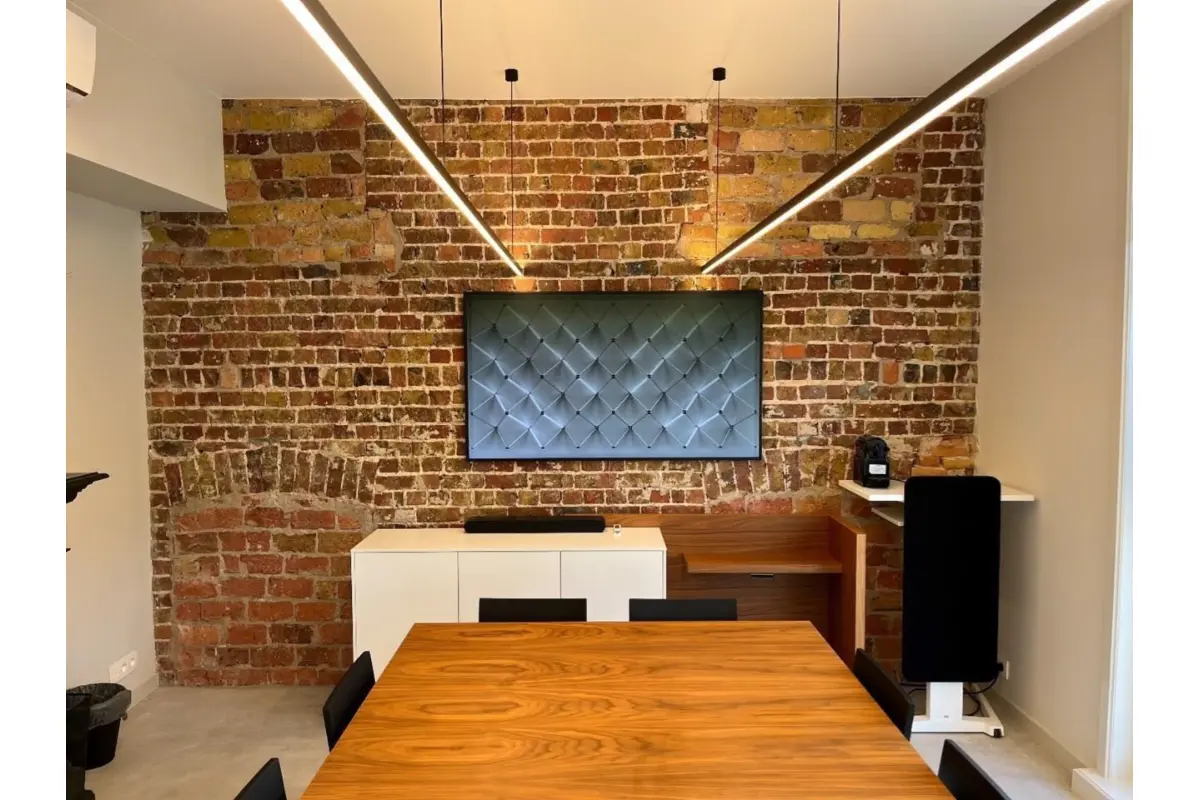 Handelszaak te  huur in Brugge 8000 770.00€  slaapkamers m² - Zoekertje 32434