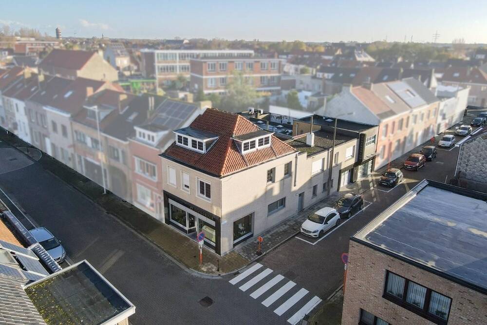 Huis te  koop in Bredene 8450 290000.00€ 6 slaapkamers m² - Zoekertje 1378433