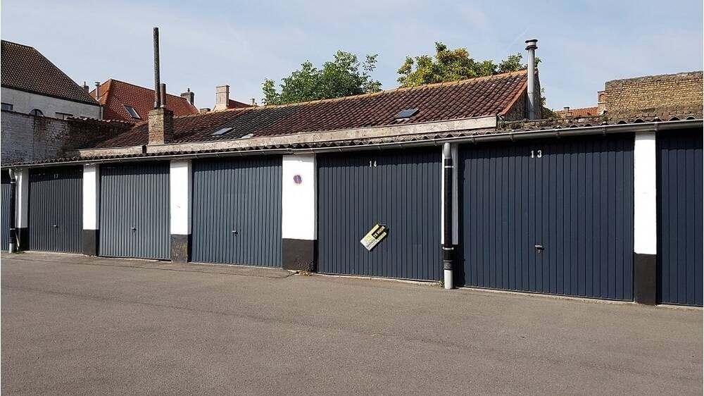 Parking & garage te  huur in Brugge 8000 95.00€ 0 slaapkamers m² - Zoekertje 1378607
