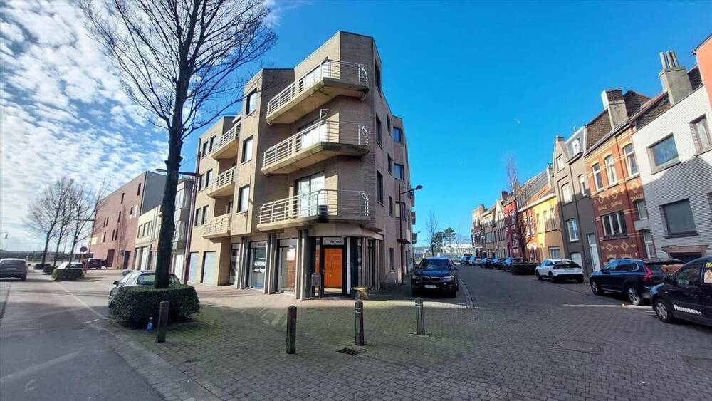Handelszaak te  huur in Oostende 8400 740.00€  slaapkamers m² - Zoekertje 33661