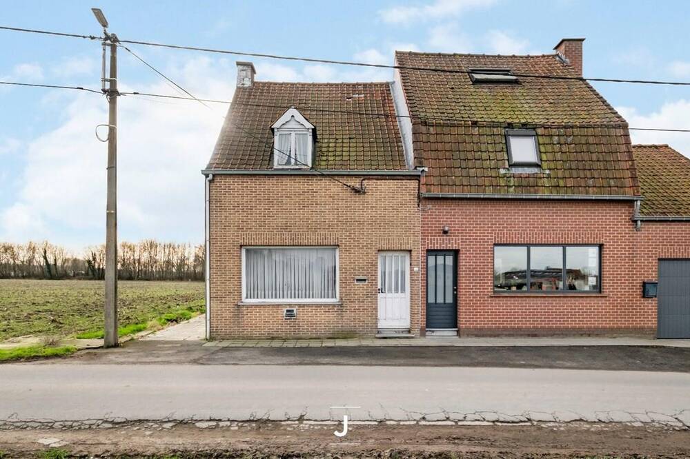 Huis te  koop in Bellegem 8510 125000.00€ 3 slaapkamers 156.00m² - Zoekertje 1293371