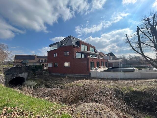 Appartement te koop in Rekkem 8930 350000.00€ 4 slaapkamers 155.21m² - Zoekertje 35129