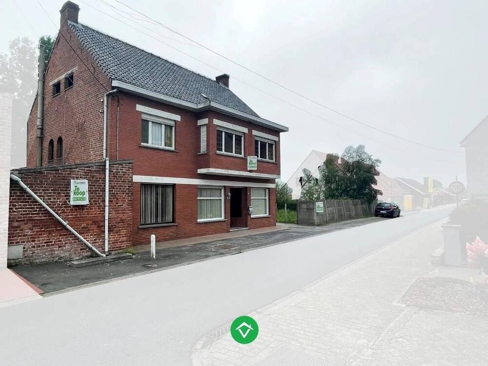Huis te  koop in Koekelare 8680 260000.00€ 4 slaapkamers m² - Zoekertje 1294001