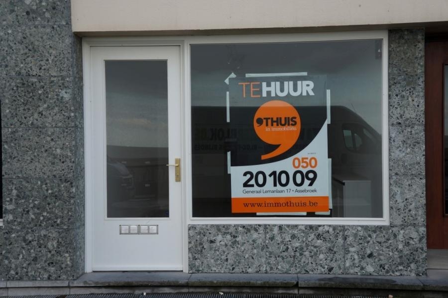 Handelszaak te  huur in Knokke-Heist 8300 750.00€  slaapkamers m² - Zoekertje 1295772