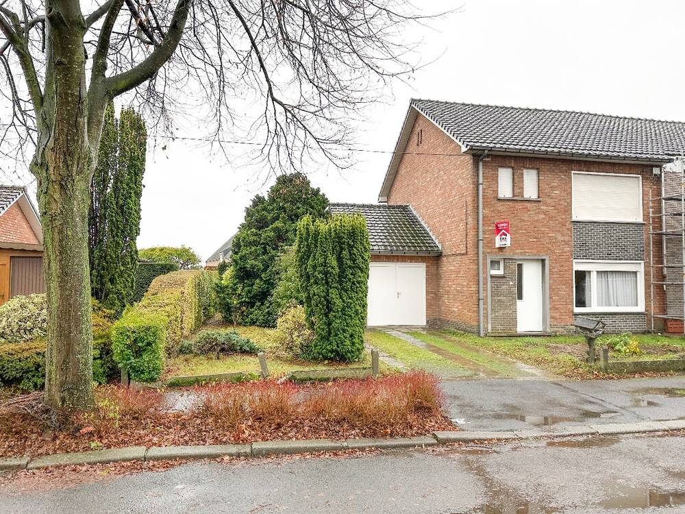 Huis te  koop in Wevelgem 8560 190000.00€ 3 slaapkamers 125.00m² - Zoekertje 1298689