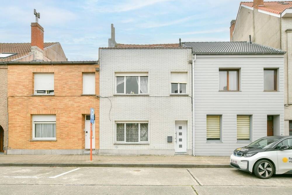 Huis te  koop in Bredene 8450 275000.00€ 3 slaapkamers 182.00m² - Zoekertje 1299248