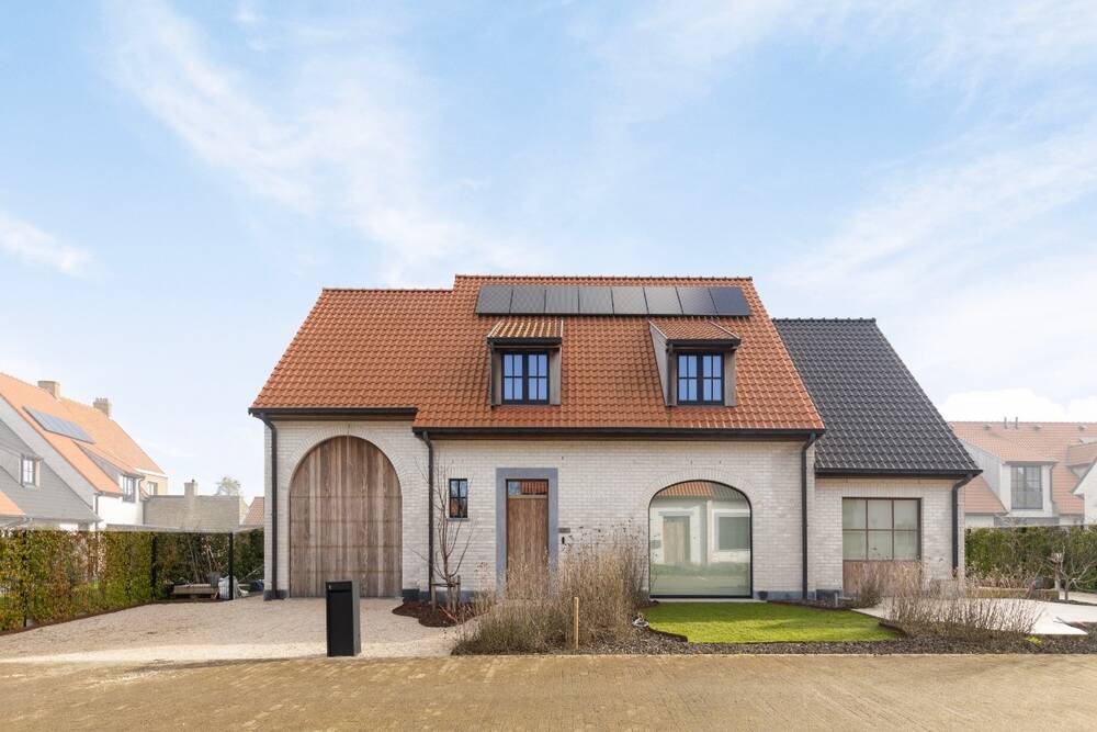 Huis te  koop in Veurne 8630 590000.00€ 5 slaapkamers 250.00m² - Zoekertje 1306171