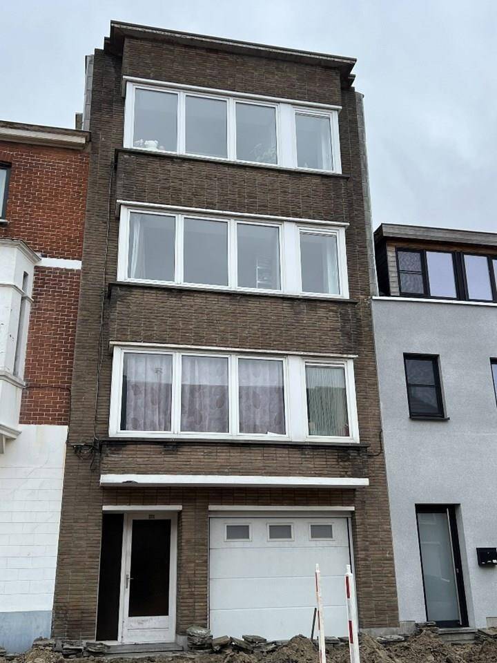 Appartementsgebouw te  koop in Oostende 8400 450000.00€ 6 slaapkamers 240.00m² - Zoekertje 1306040