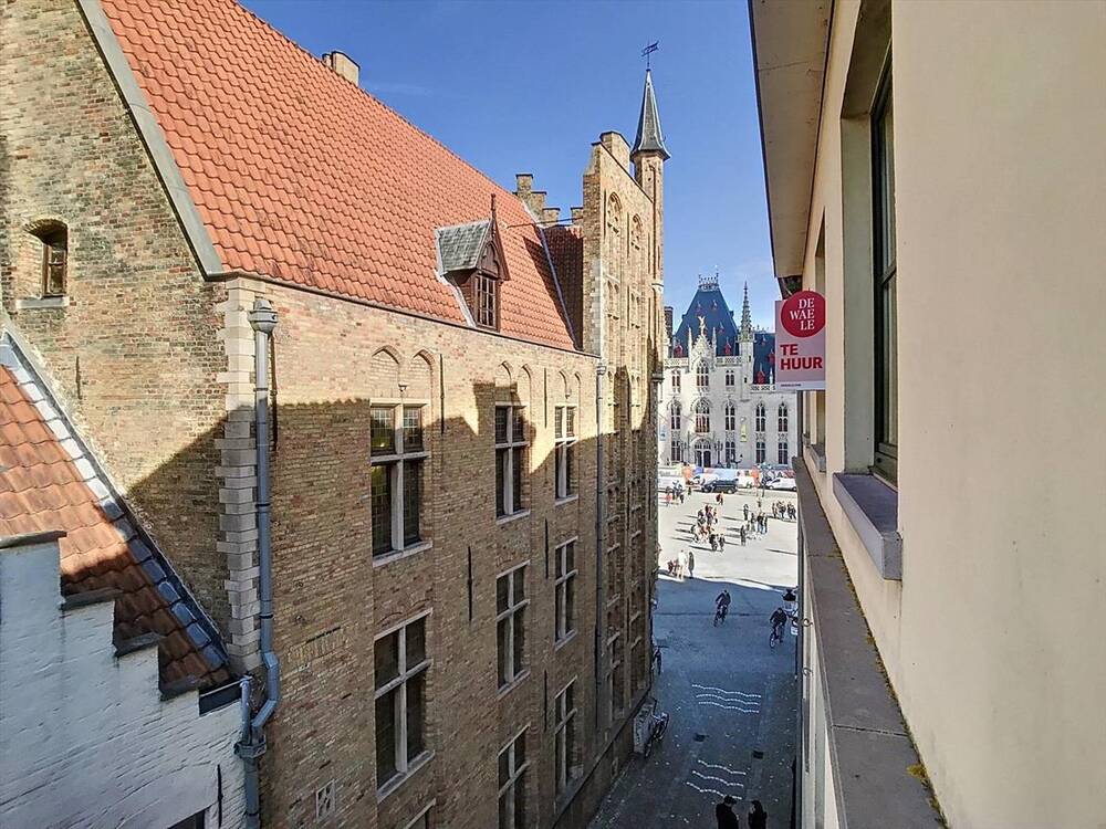 Appartement te  huur in Brugge 8000 850.00€ 2 slaapkamers 121.00m² - Zoekertje 1307657