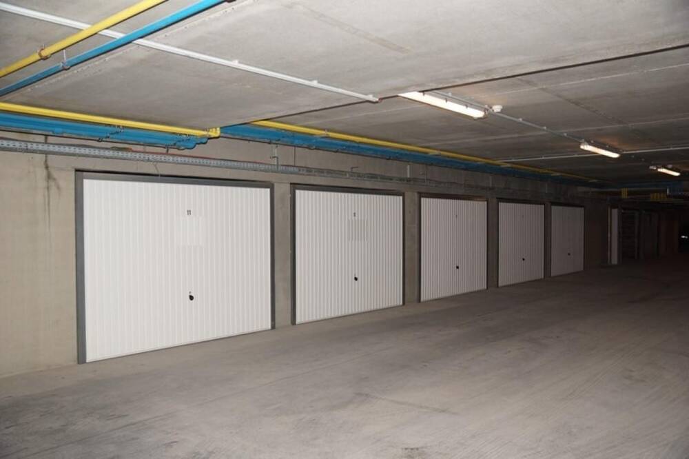 Parking & garage te  huur in Diksmuide 8600 65.00€  slaapkamers m² - Zoekertje 1315248