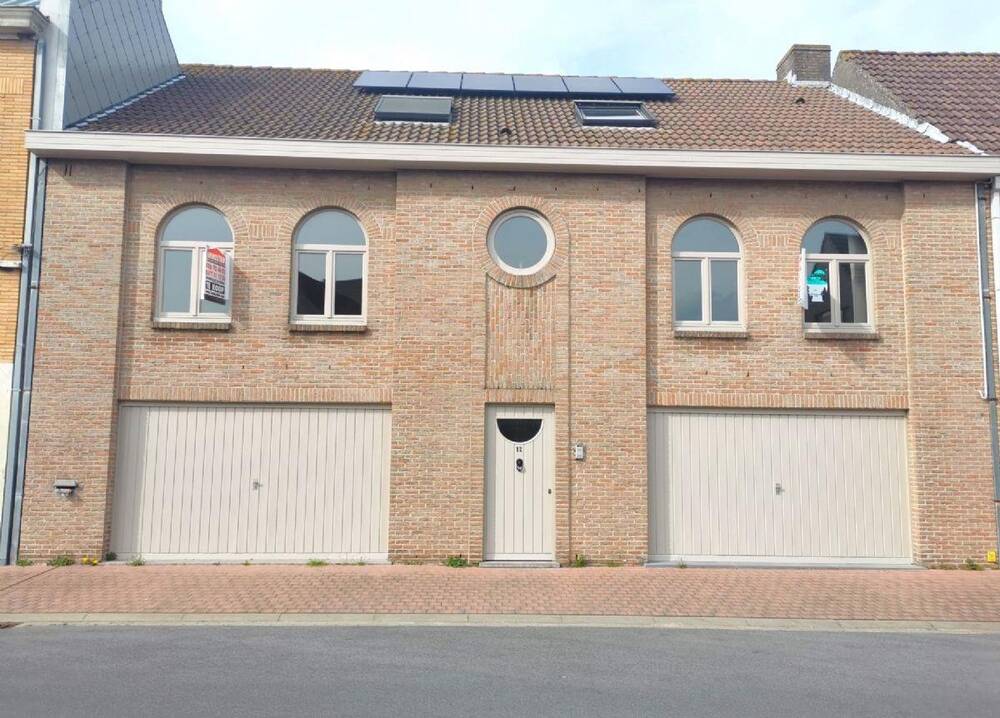 Huis te  koop in Oostende 8400 466900.00€ 4 slaapkamers 340.00m² - Zoekertje 1322805