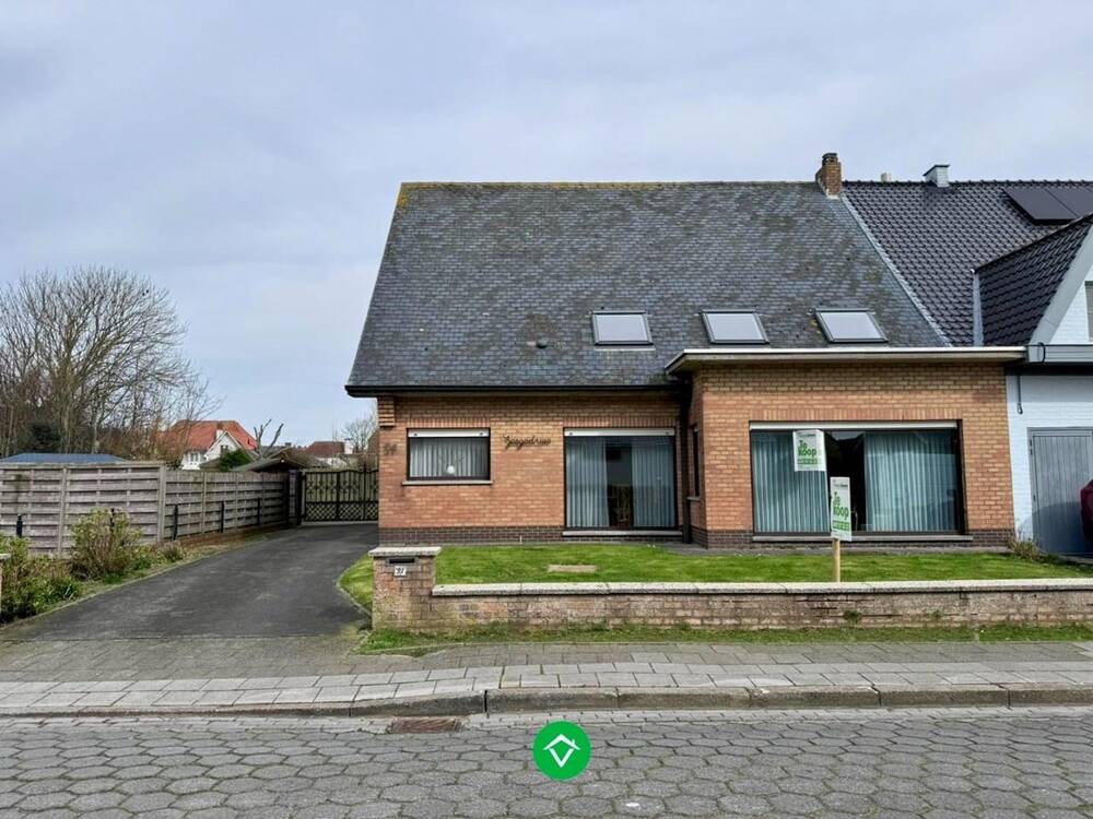Huis te  koop in Bredene 8450 465000.00€ 4 slaapkamers 223.00m² - Zoekertje 1322024