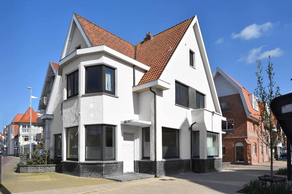 Villa te  koop in Heist-aan-Zee 8301 875000.00€ 6 slaapkamers 215.00m² - Zoekertje 1326848