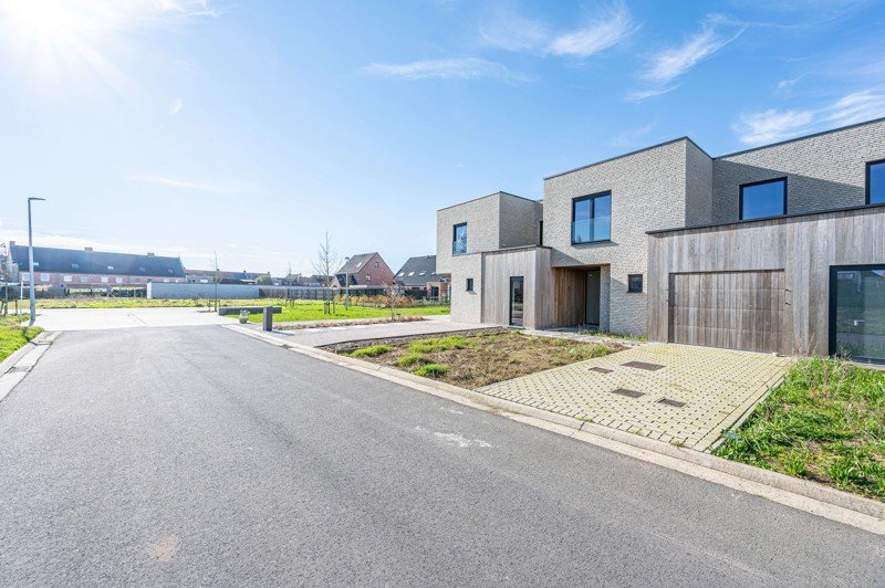 Huis te koop in Wakken 8720 357860.00€ 3 slaapkamers 173.00m² - Zoekertje 89643
