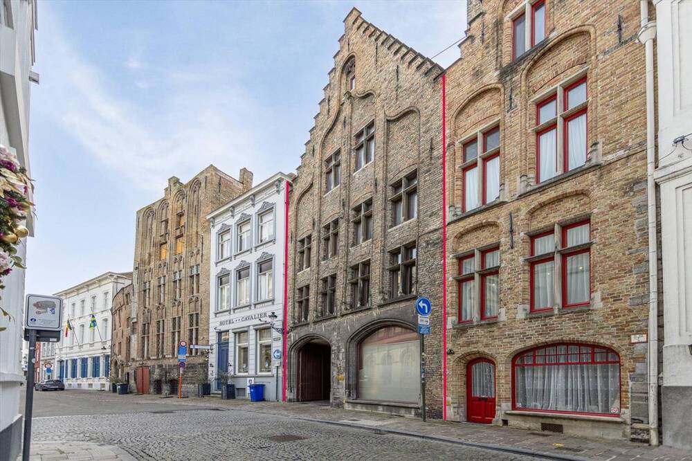 Handelszaak te  koop in Brugge 8000 1695000.00€ 5 slaapkamers 600.00m² - Zoekertje 1330029