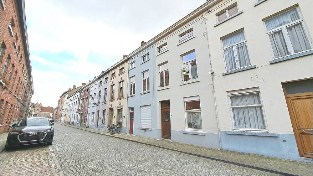 Huis te  koop in Brugge 8000 217500.00€ 2 slaapkamers 112.00m² - Zoekertje 1330150