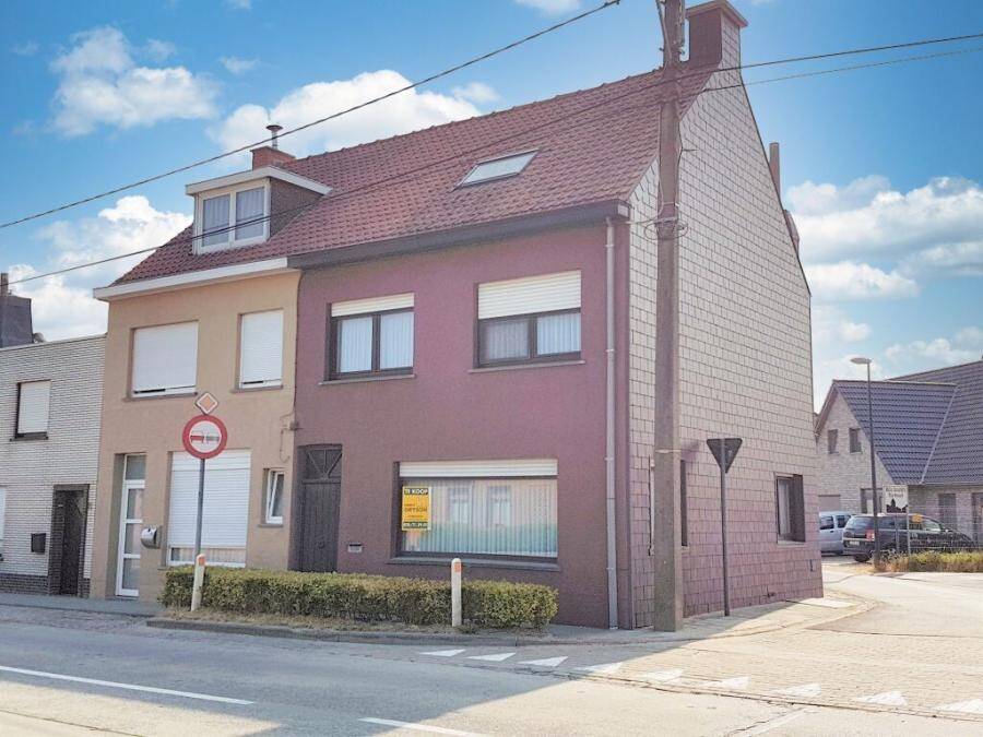 Huis te  koop in Torhout 8820 199000.00€ 3 slaapkamers m² - Zoekertje 1330073