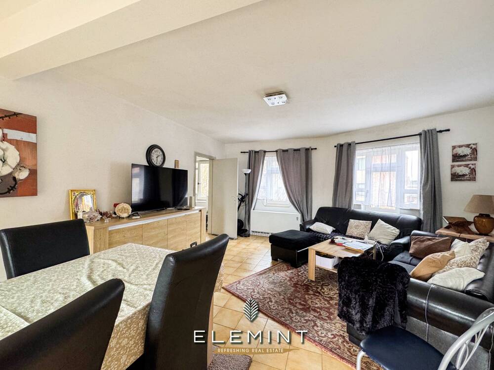 Appartement te  koop in Menen 8930 118000.00€ 2 slaapkamers 82.00m² - Zoekertje 1330712