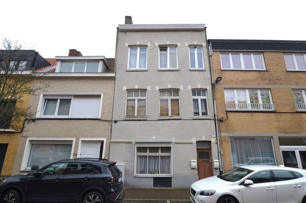 Huis te  koop in Oostende 8400 195000.00€ 4 slaapkamers m² - Zoekertje 1329888