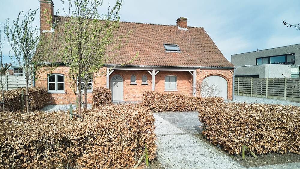 Huis te  koop in Roeselare 8800 649000.00€ 5 slaapkamers 308.00m² - Zoekertje 1332577