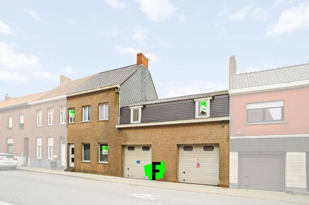 Huis te  koop in Nieuwkerke 8950 229000.00€ 5 slaapkamers 329.00m² - Zoekertje 1336362
