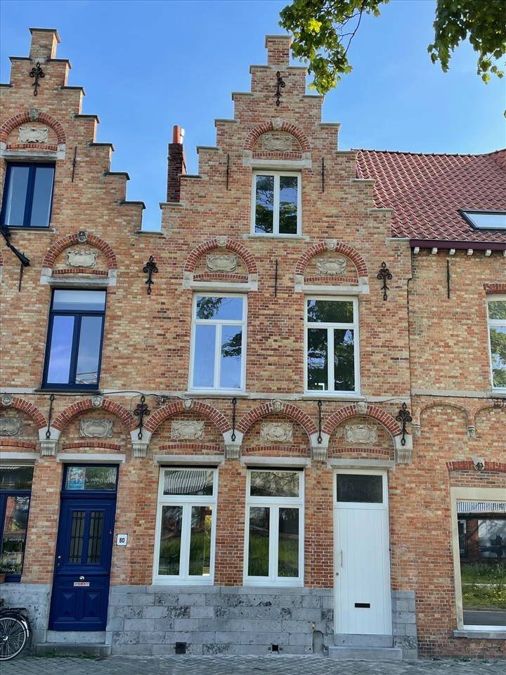 Huis te  koop in Brugge 8000 445000.00€ 4 slaapkamers 165.00m² - Zoekertje 1339461
