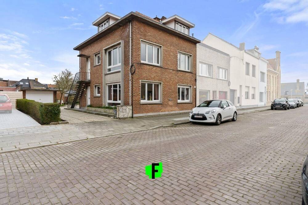Huis te  koop in Oostende 8400 349000.00€ 5 slaapkamers 194.00m² - Zoekertje 1339643