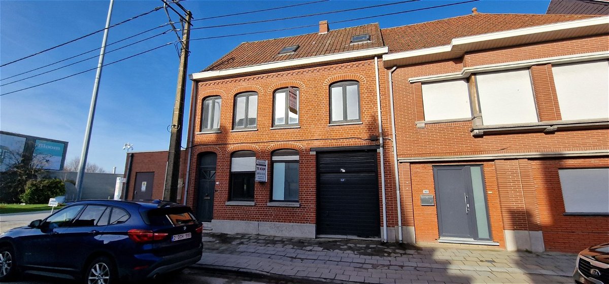 Huis te  koop in Beveren 8791 265000.00€ 3 slaapkamers 207.00m² - Zoekertje 1339922