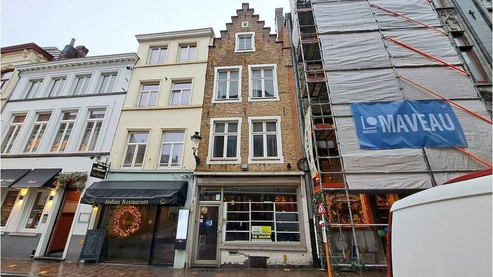 Handelszaak te  huur in Brugge 8000 2500.00€ 0 slaapkamers m² - Zoekertje 1343133