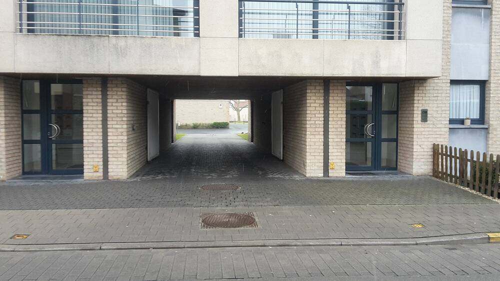 Parking & garage te  huur in Roeselare 8800 73.00€  slaapkamers m² - Zoekertje 1343895