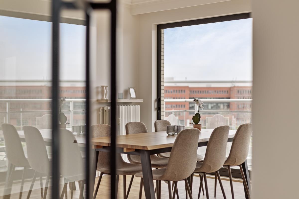 Appartement te  koop in Sint-Michiels 8200 325000.00€ 3 slaapkamers 106.40m² - Zoekertje 1345446