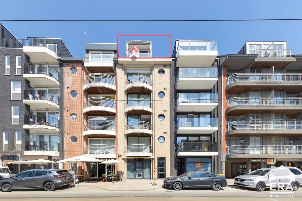 Appartement te  koop in De Panne 8660 275000.00€ 2 slaapkamers 108.00m² - Zoekertje 1345348