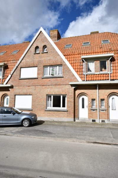 Huis te  koop in Poperinge 8970 100000.00€ 3 slaapkamers 124.00m² - Zoekertje 90123