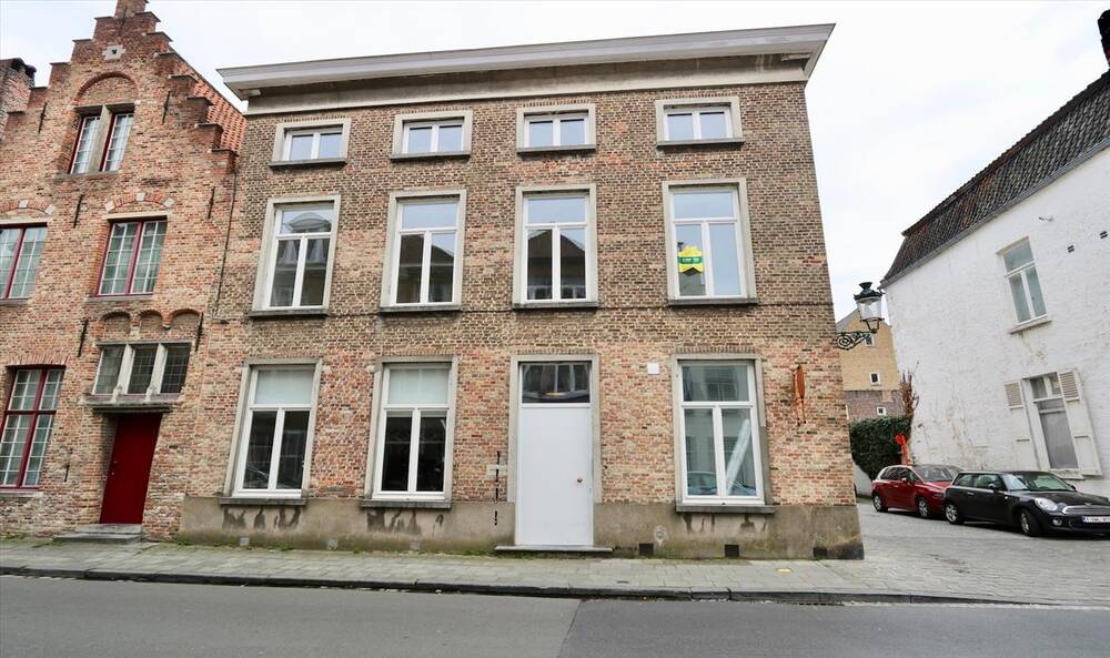 Appartement te  huur in Brugge 8000 1230.00€ 3 slaapkamers m² - Zoekertje 1345832