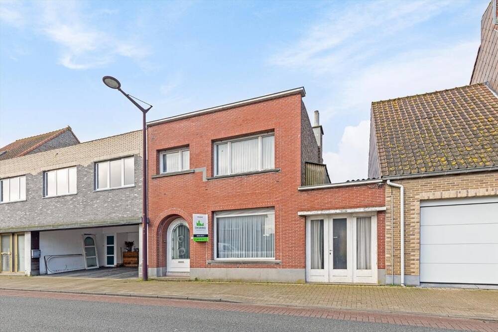 Huis te  koop in Eernegem 8480 229000.00€ 3 slaapkamers 180.00m² - Zoekertje 1346501
