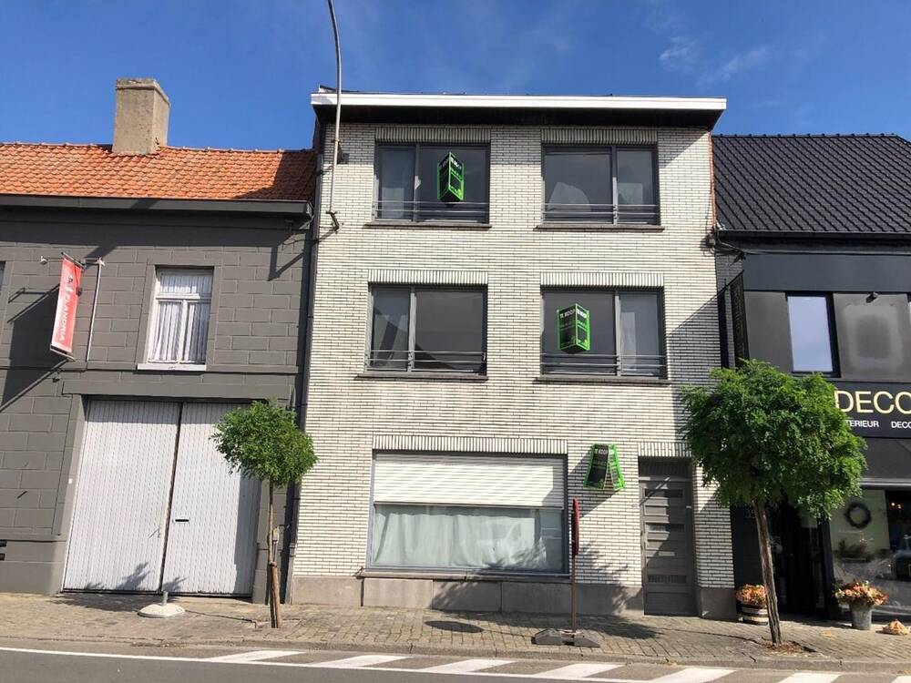 Huis te koop in Wakken 8720 225000.00€ 3 slaapkamers m² - Zoekertje 47118