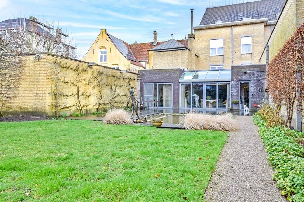 Huis te  koop in Veurne 8630 795000.00€ 4 slaapkamers 398.00m² - Zoekertje 1348496